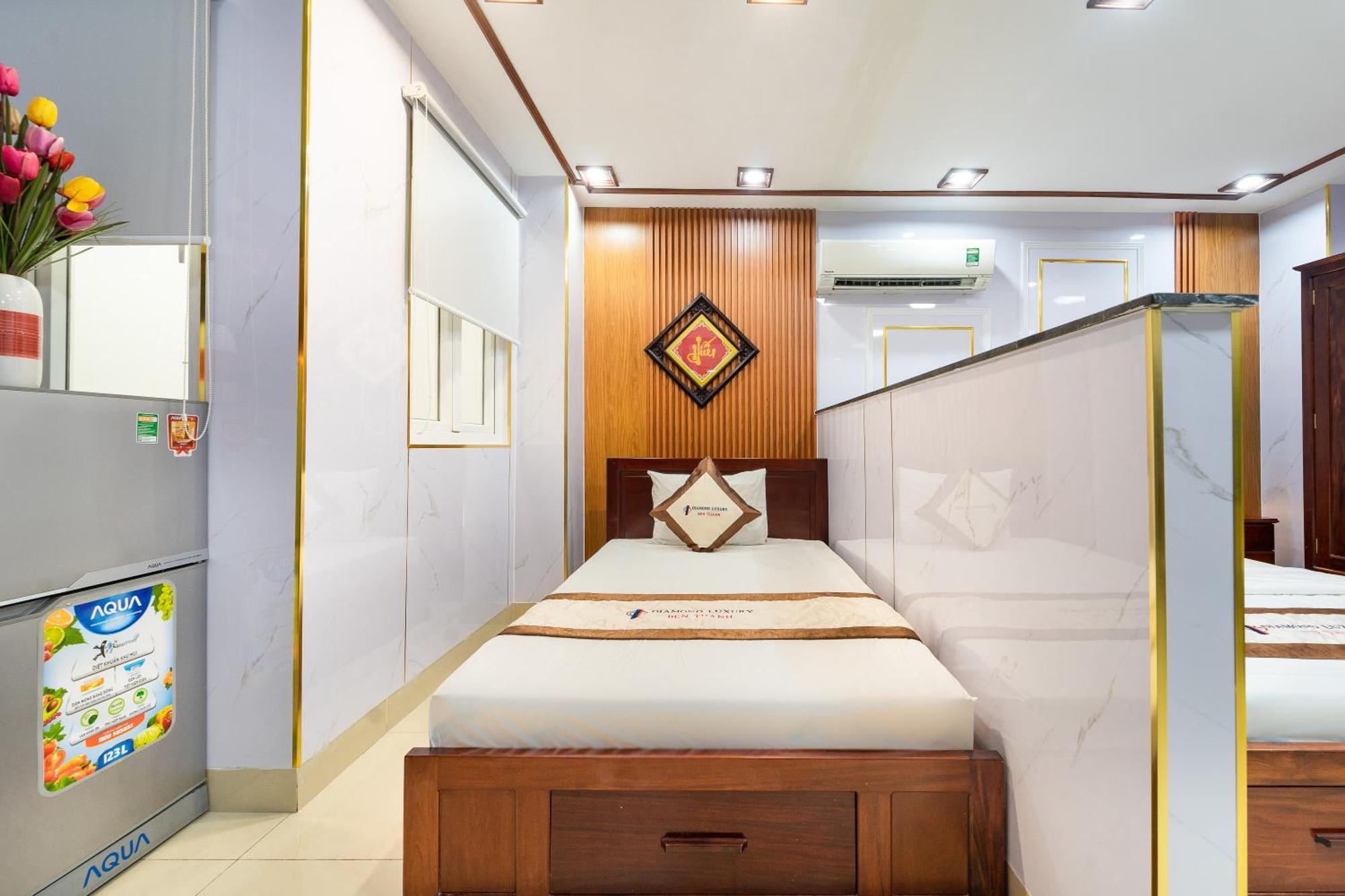 Diamond Luxury Ben Thanh Thành Pho Ho Chí Minh Esterno foto