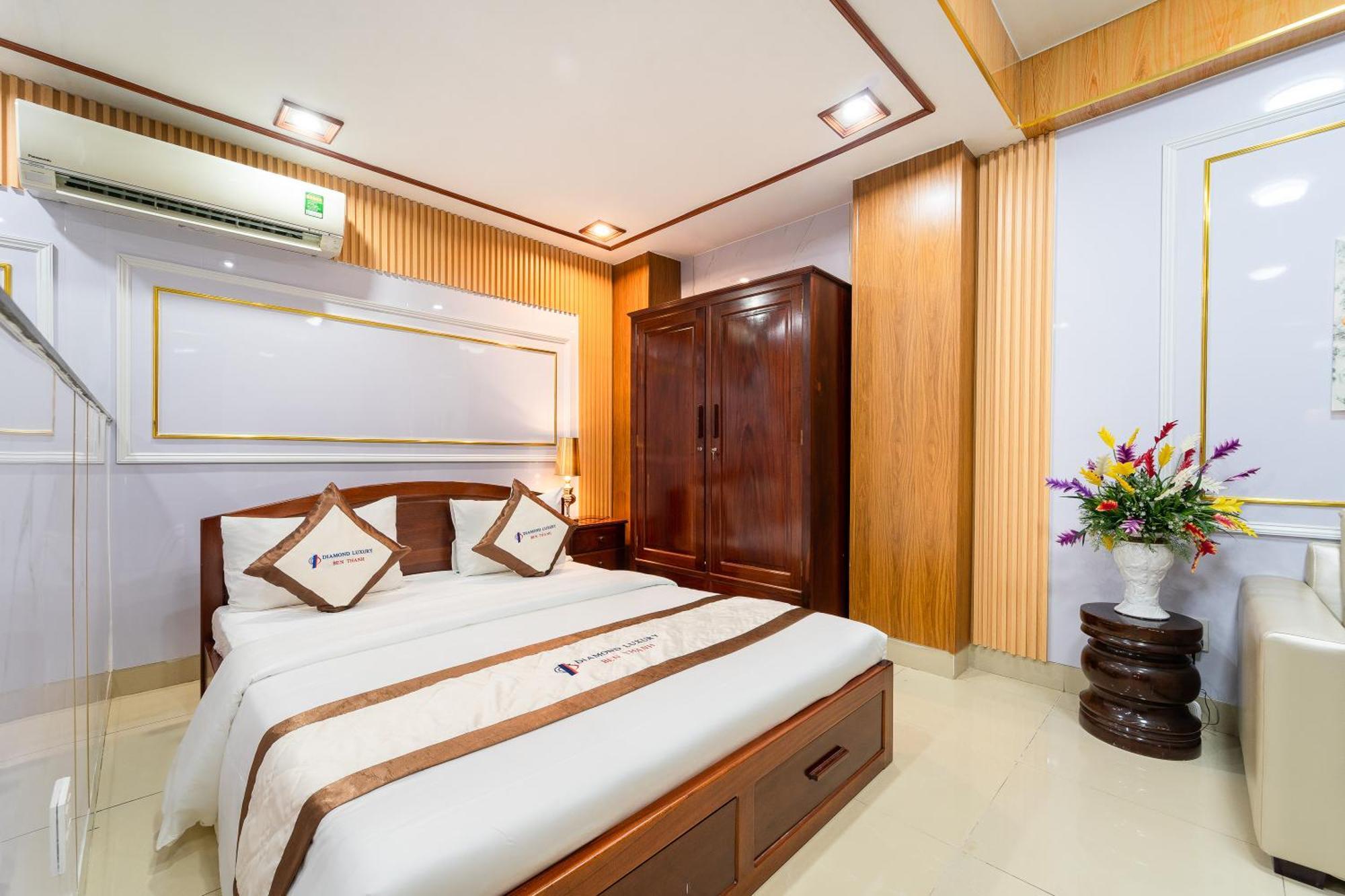 Diamond Luxury Ben Thanh Thành Pho Ho Chí Minh Esterno foto